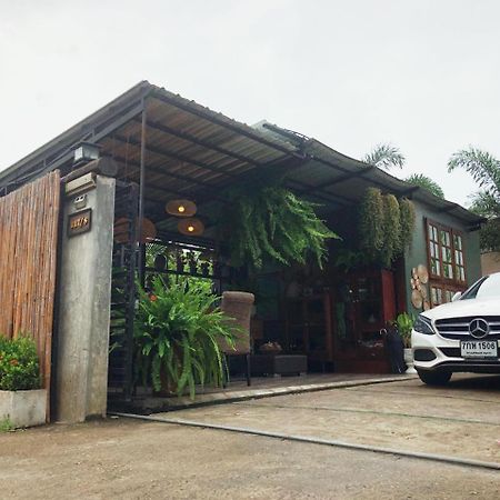 Casa Malee Chiang Mai Exterior foto